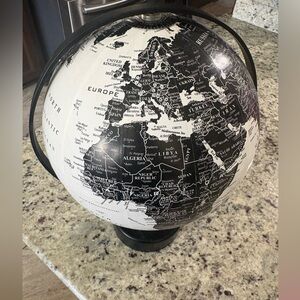 Black and white small globe Unbranded GUC Shelf Decor